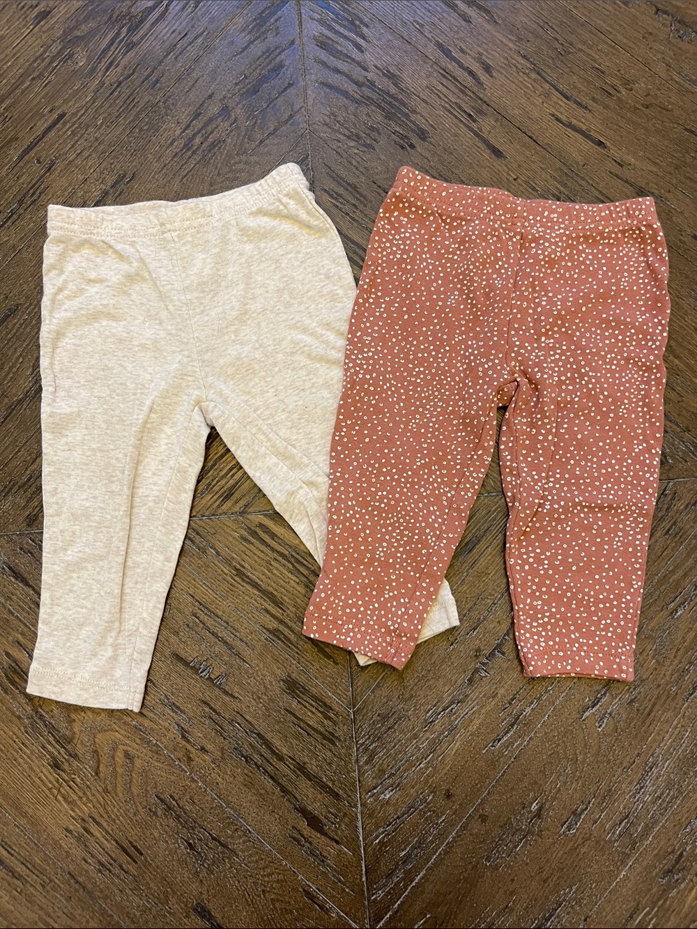 Just One You 2 Pack Leggings in Cream and Rust Dot